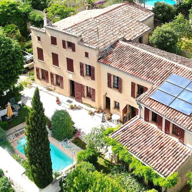 Maison 5 pièces 395000 €