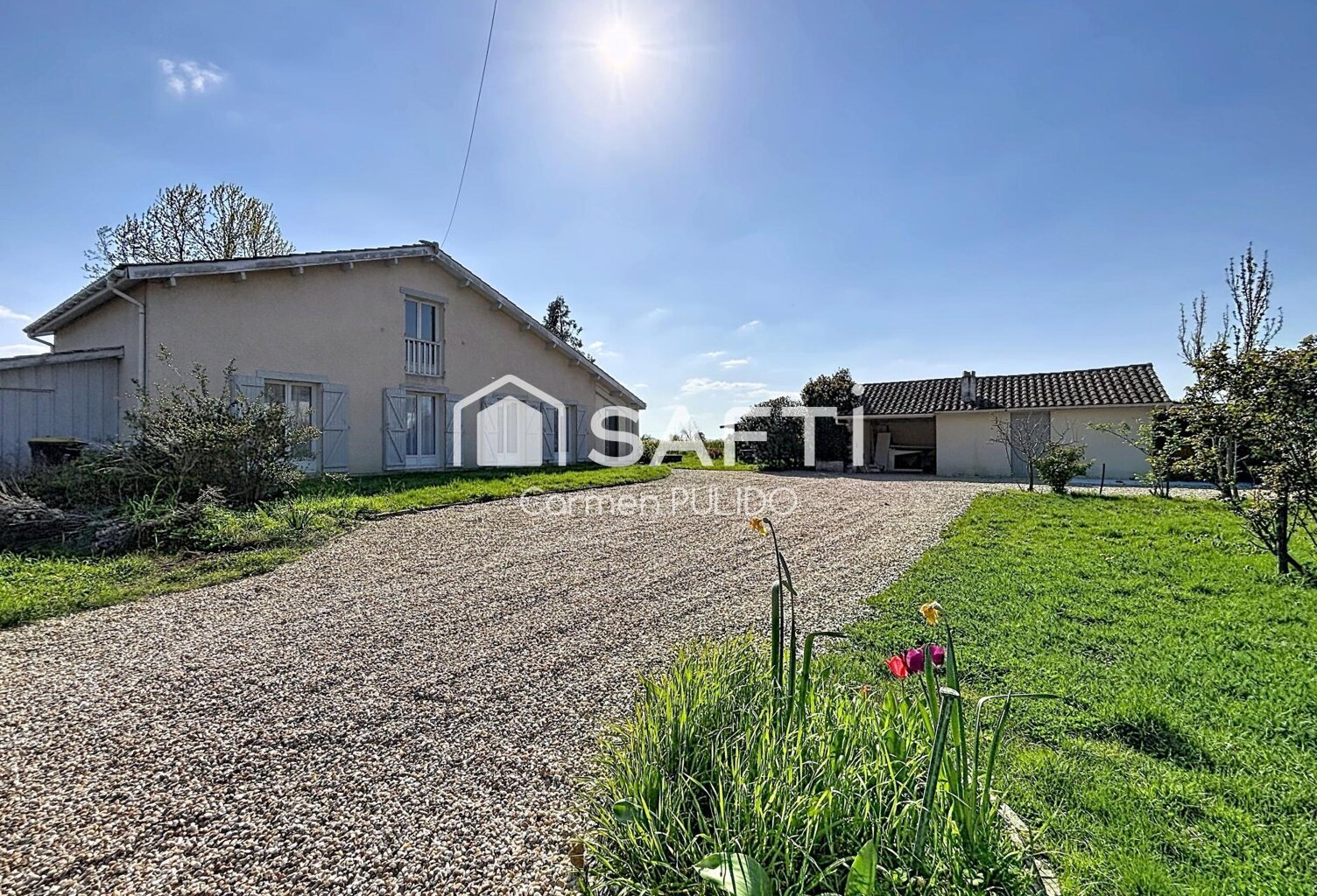 Belle maison landaise familiale avec 4 à 5 chambres possible, 2 salles de bains, terrasse et grand jardin arboré offrant calme et intimité. — photo 1