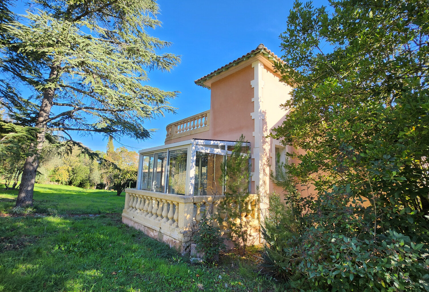 Coup de cœur, Appartement à rénové en duplex proche Tour Magne et Bois des Espeisses — photo 1