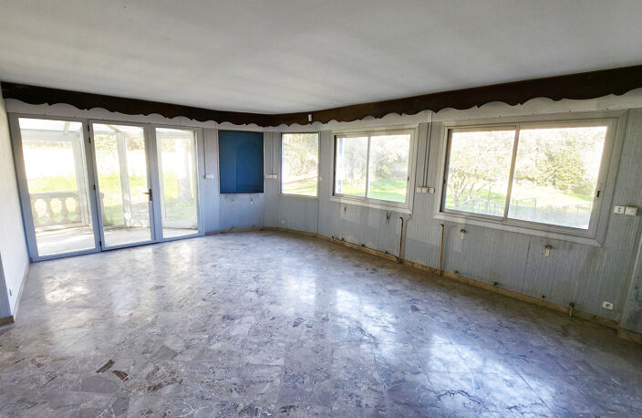Coup de cœur, Appartement à rénové en duplex proche Tour Magne et Bois des Espeisses — photo 4