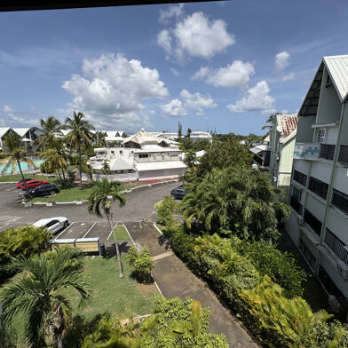 Appartement 3 pièces 1350 €