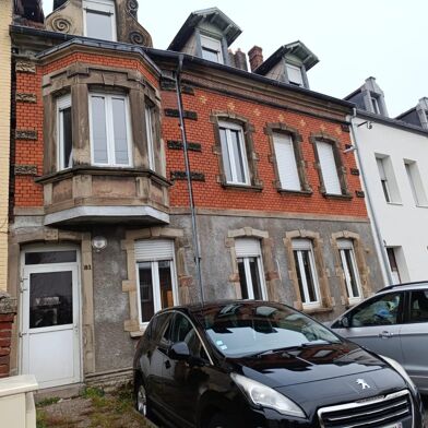 Immeuble  220000 €