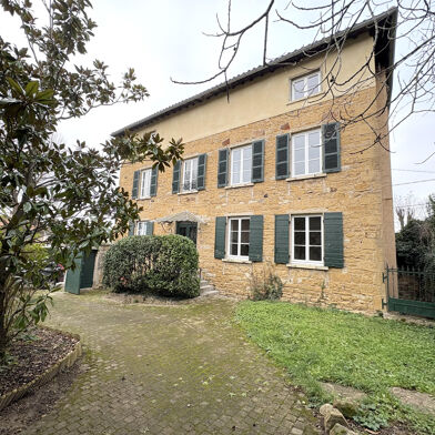 Maison 7 pièces 1950 €