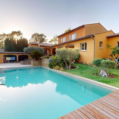 Maison 8 pièces 1350000 €