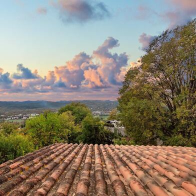 Appartement 1 pièces 580 €