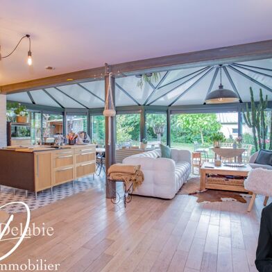 Maison 8 pièces 367900 €