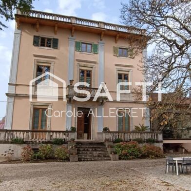 Maison 12 pièces 649000 €