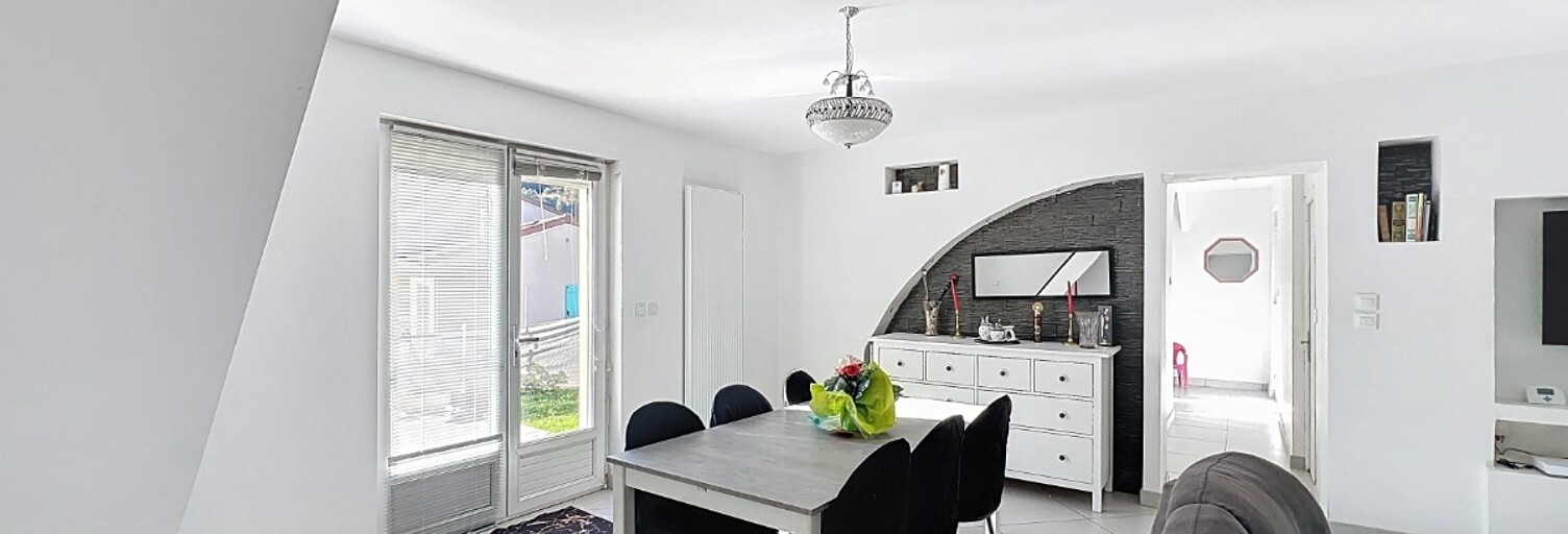 Maison 5 Pièces 109 m² à vendre à Unieux (42240)