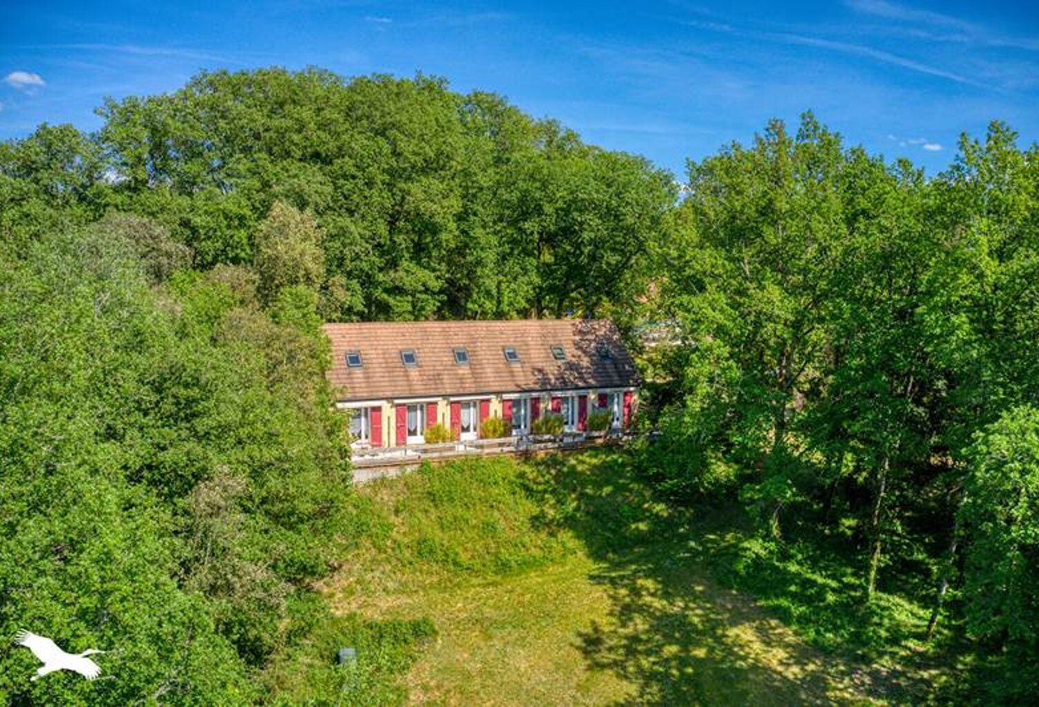 Gîte de 15 pièces principales — photo 1