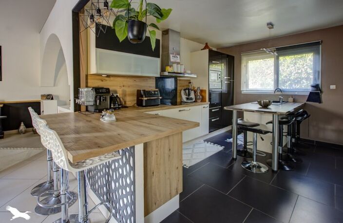 Contemporaine de 8 pièces principales — photo 3
