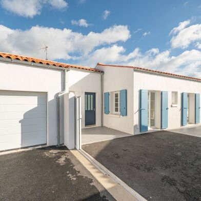 Maison 5 pièces 421200 €