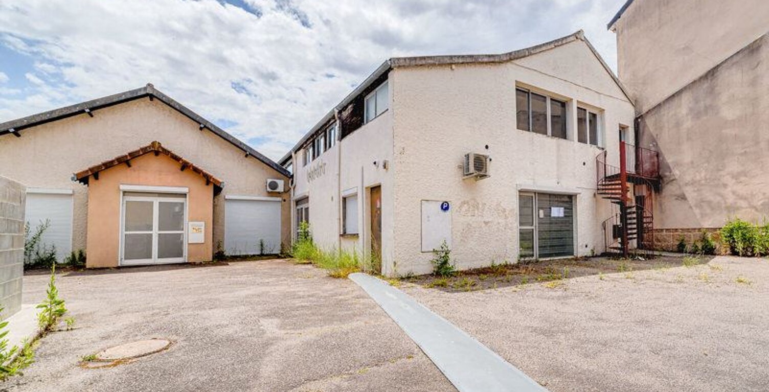 Vente immeuble   Saint-Junien (87200) — photo 1
