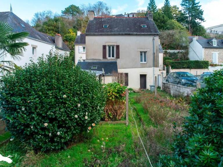 Maison en pierre de 4 pièces principales — photo 1