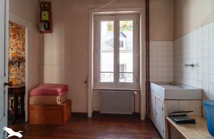 Maison en pierre de 4 pièces principales — photo 2