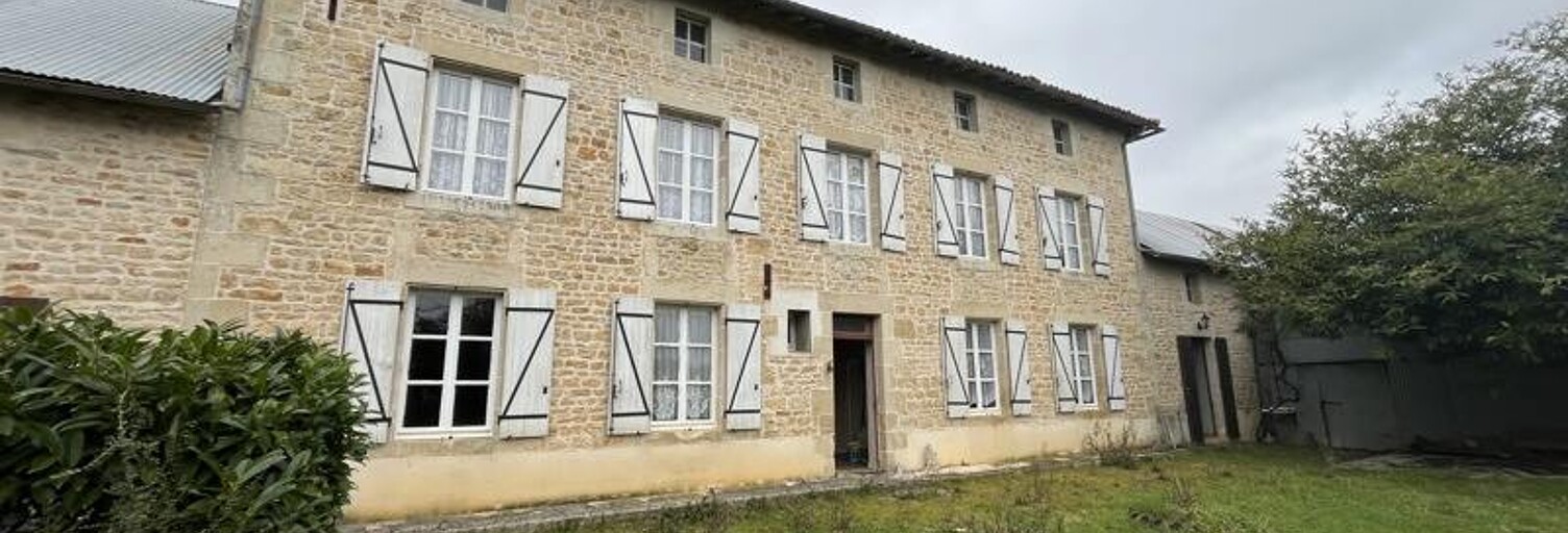 Maison 7 Pièces 223 m² à vendre à Saint-Vincent-la-Châtre (79500)
