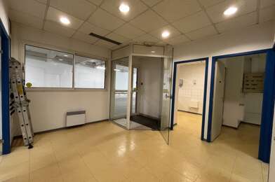 Immeuble  163400 €