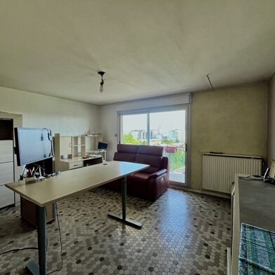 Appartement 3 pièces 263376 €