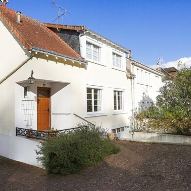 Maison 4 pièces 231440 €