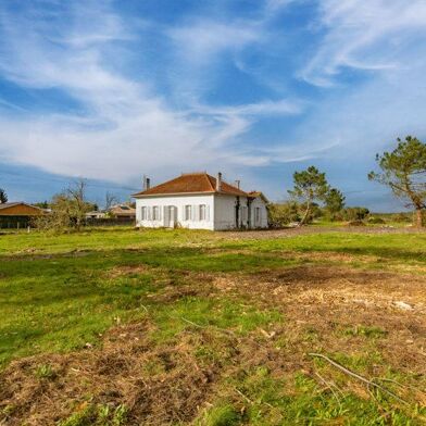 Maison 5 pièces 499000 €