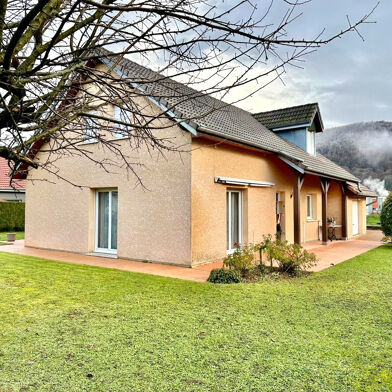 Maison 6 pièces 215000 €