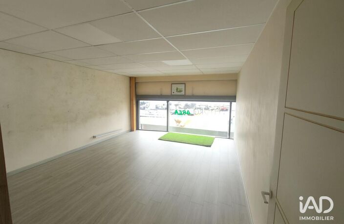Vente Boutique/Local commercial 195 m&sup2; — photo 2