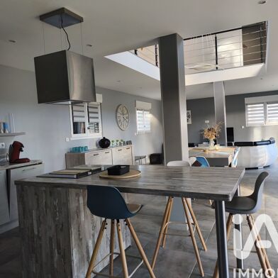 Maison 7 pièces 379000 €