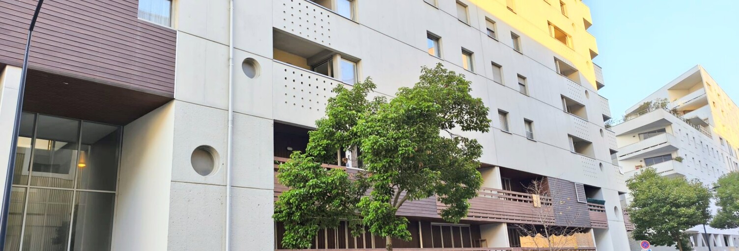 Appartement 2 Pièces 44 m² à vendre à Bordeaux (33300)