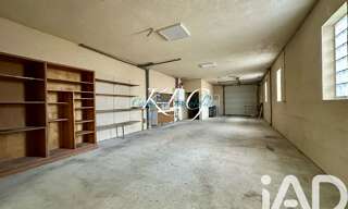 Immeuble  65 m² à vendre à Barjouville (28630)