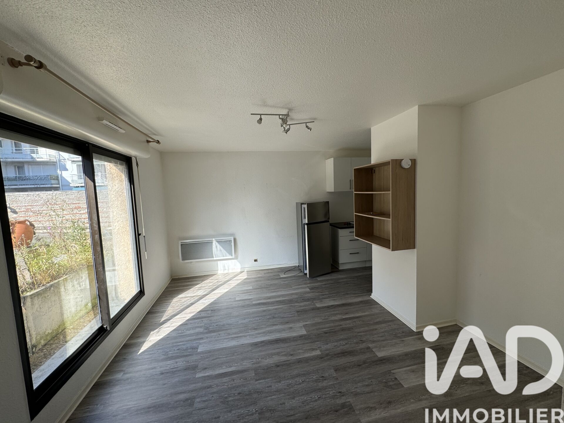 Vente Appartement 1 pièce - Photo 2