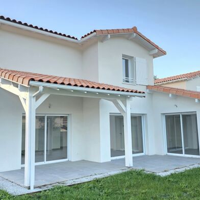 Maison 5 pièces 556000 €