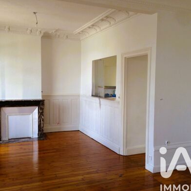 Appartement 6 pièces 144000 €