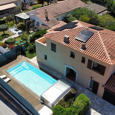 Maison 6 pièces 610000 €