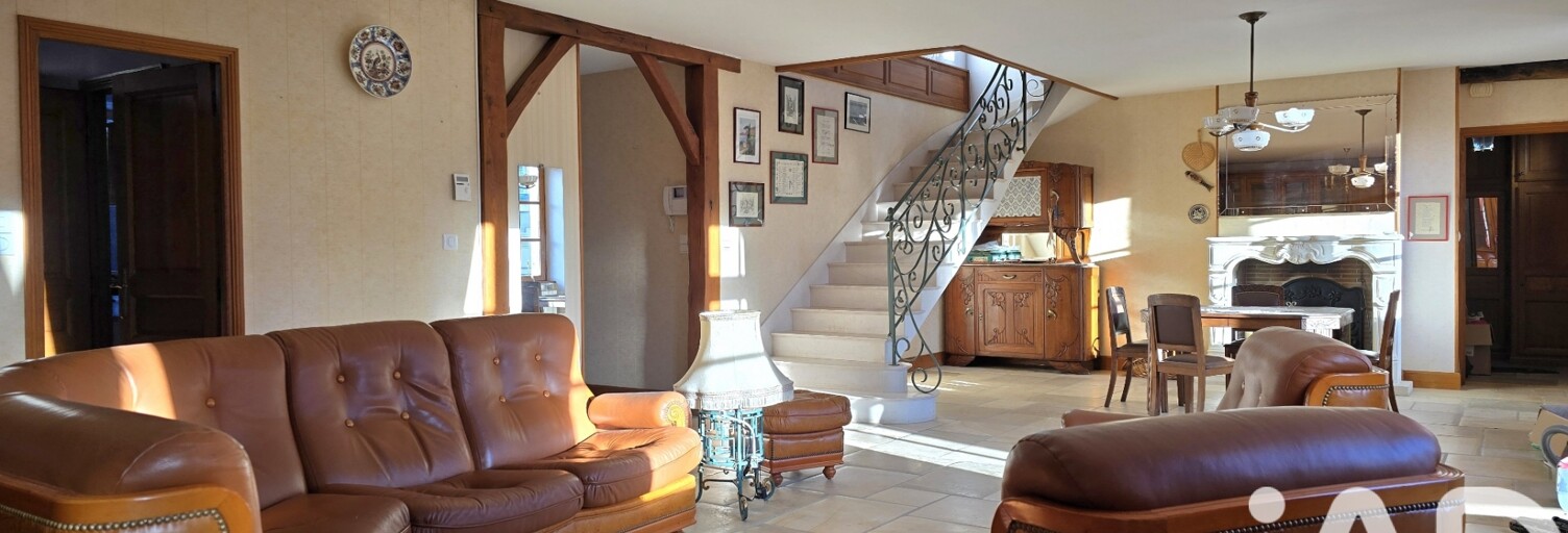 Maison 8 Pièces 221 m² à vendre à Saint-Amand-Montrond (18200)