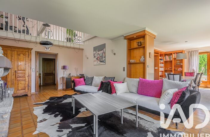 Vente Maison/villa 9 pièces — photo 2