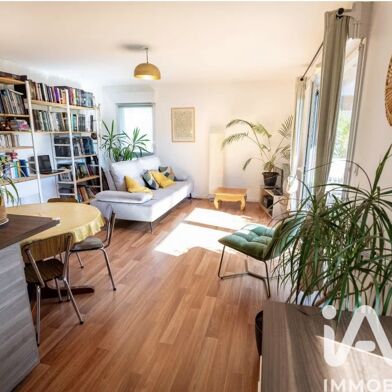 Appartement 4 pièces 271200 €