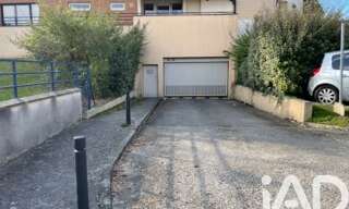 Garage  10 m² à vendre à Saint-Fargeau-Ponthierry (77310)