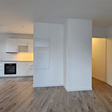 Appartement 3 pièces 1300 €