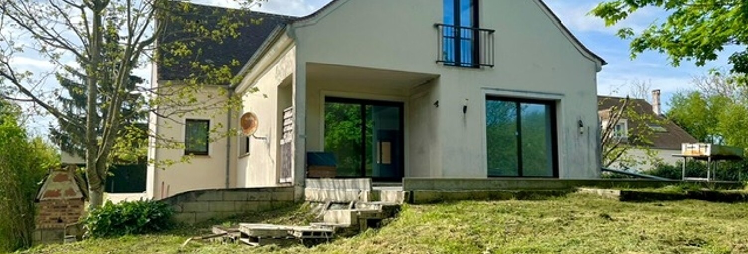 Maison 9 Pièces 246 m² à vendre à Le Châtelet-en-Brie (77820)