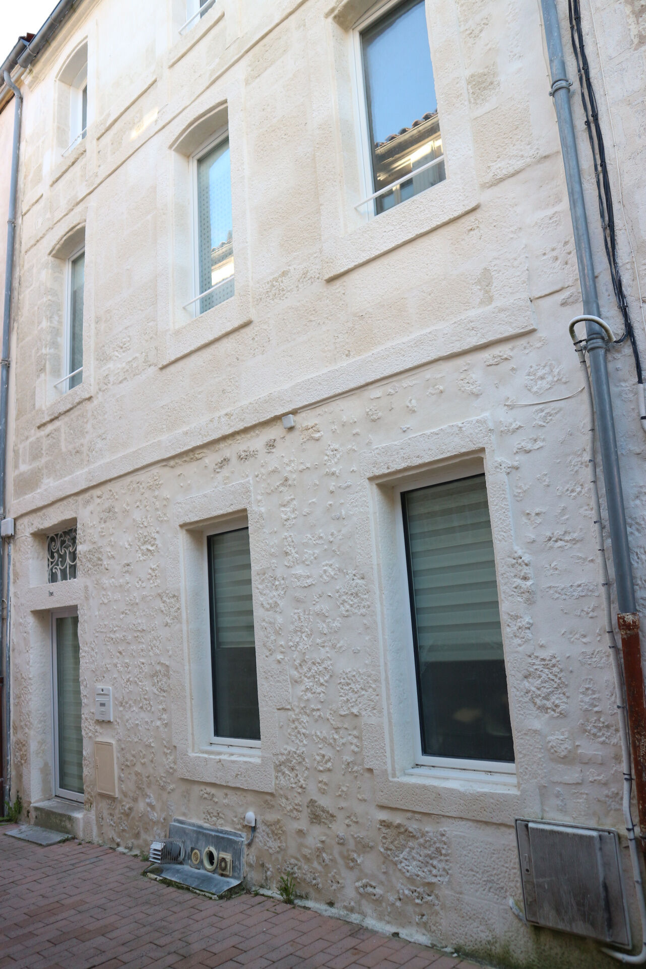 Villa / Maison  T5 à vendre Saintes 17100