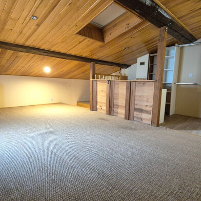 Maison 4 pièces 1400 €