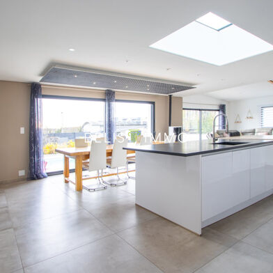 Maison 5 pièces 480000 €