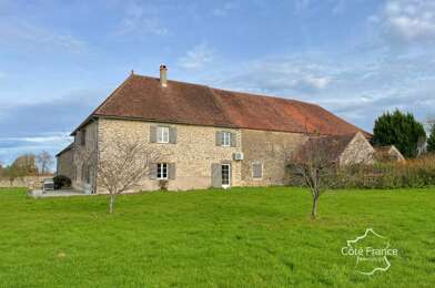 Maison 11 pièces 485000 €