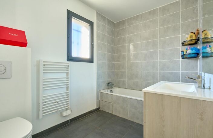 EXCLUSIVITE  - SAINTE TULLE Maison T4 — photo 4