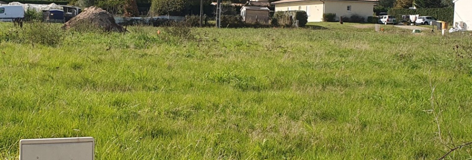 Terrain  646 m² à vendre à Marcenais (33620)