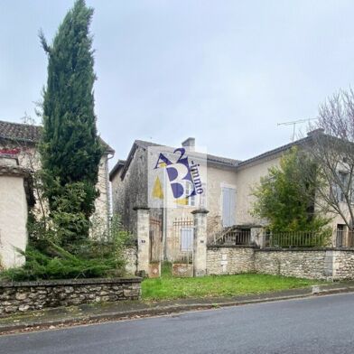 Maison  252000 €