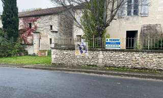 Maison  880 m² à vendre à Gurat (16320)