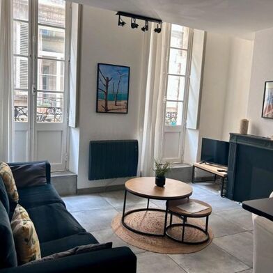 Appartement 3 pièces 1000 €