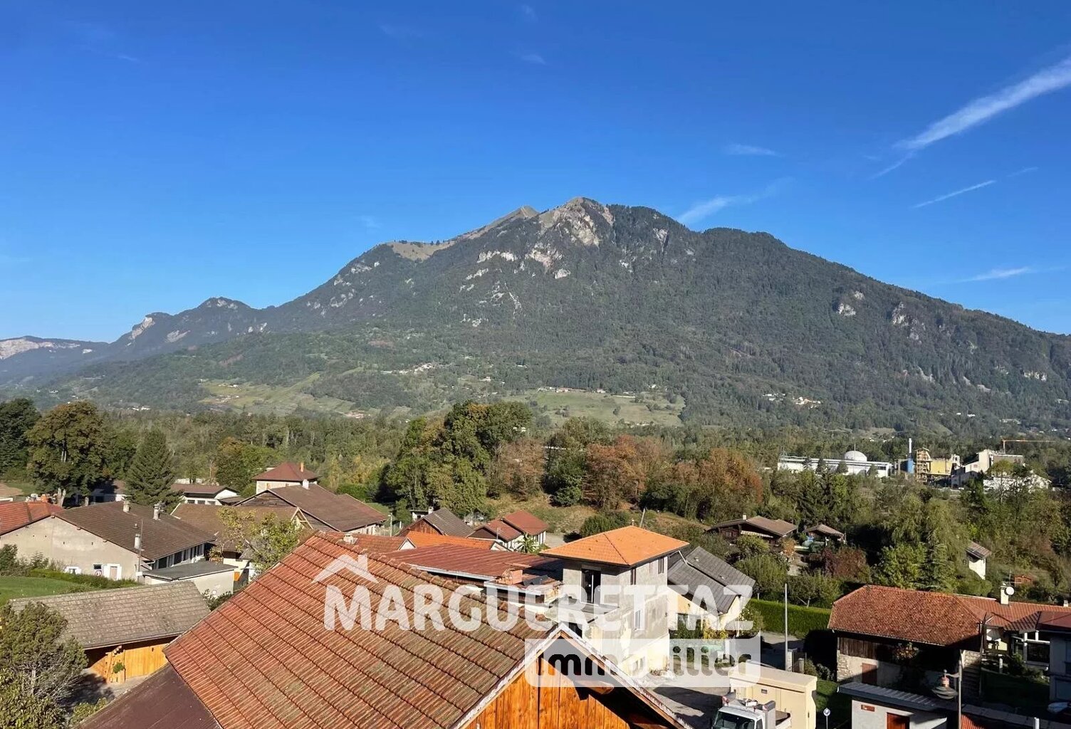 PLATEAU DE 135 M² FINI OU A AMENAGER — photo 1