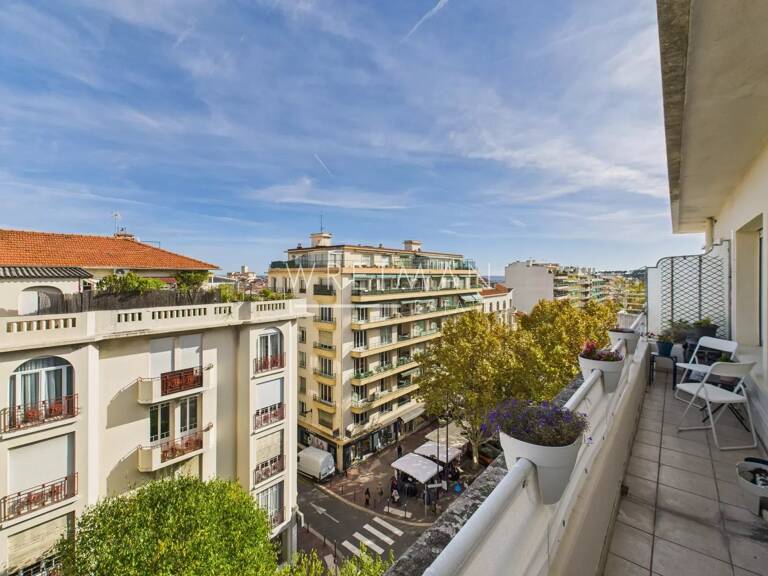 Appartement 3 pièces avec grande terrasse – Antibes Centre — photo 1
