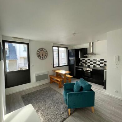 Appartement 2 pièces 610 €